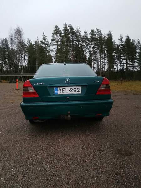 Mercedes-Benz C Tammela - valokuva 4