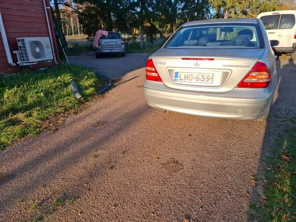 Mercedes-Benz C Paimio - valokuva 2