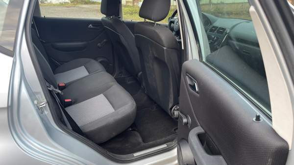 Mercedes-Benz A Macau - valokuva 8