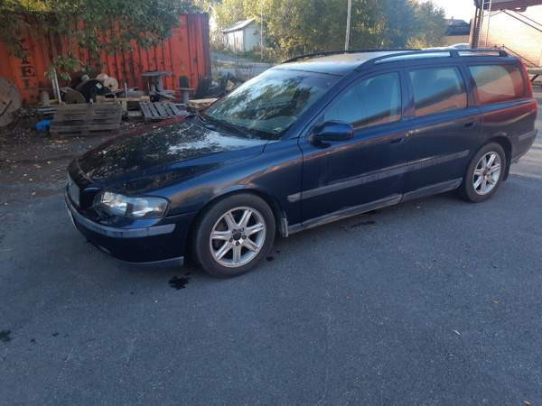 Volvo V70 Lempaeaelae - photo 2