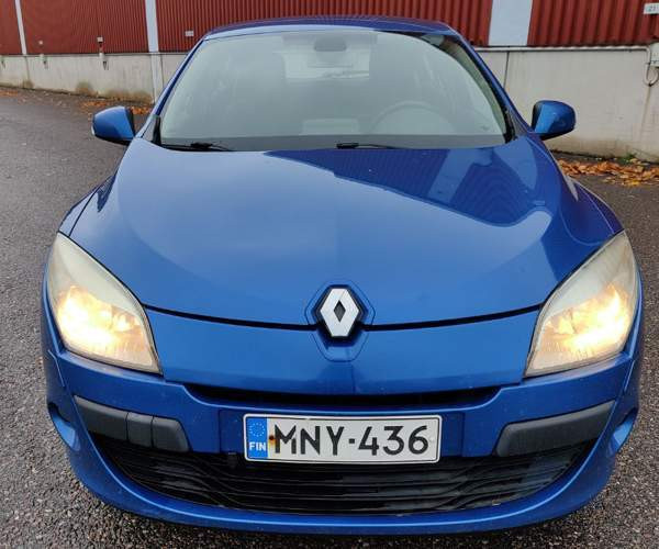 Renault Megane Hollola - valokuva 2