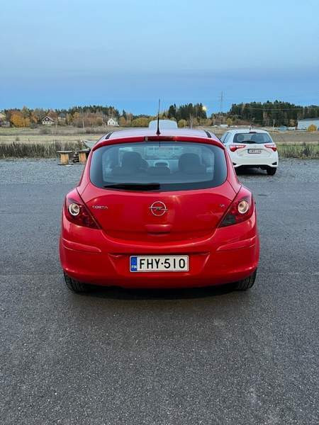 Opel Corsa Райсио - изображение 5