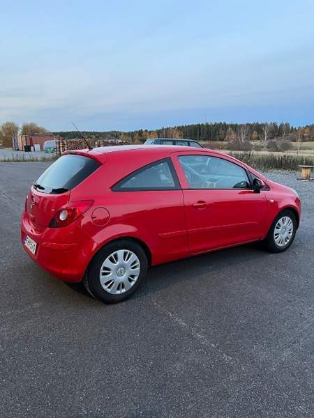 Opel Corsa Райсио - изображение 6