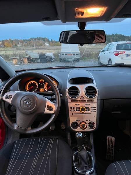 Opel Corsa Райсио - изображение 7