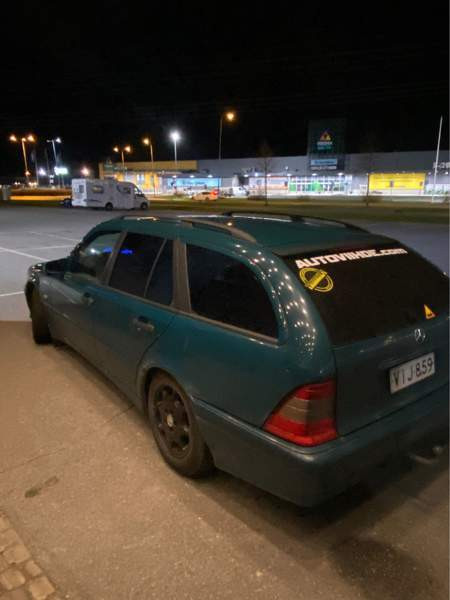 Mercedes-Benz C Коккола - изображение 5