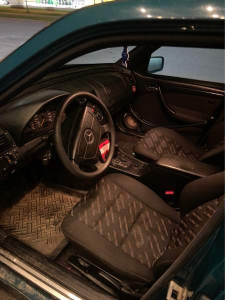 Mercedes-Benz C Коккола - изображение 6