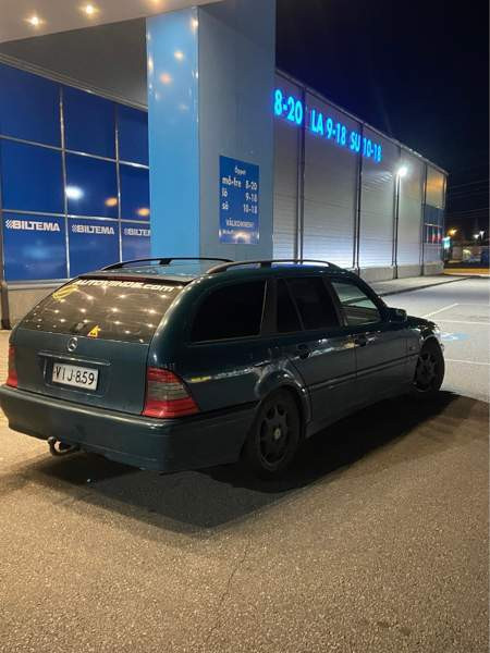 Mercedes-Benz C Коккола - изображение 3