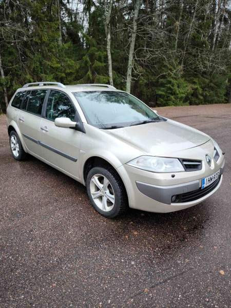Renault Megane Lovisa - valokuva 1