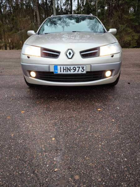 Renault Megane Lovisa - valokuva 4