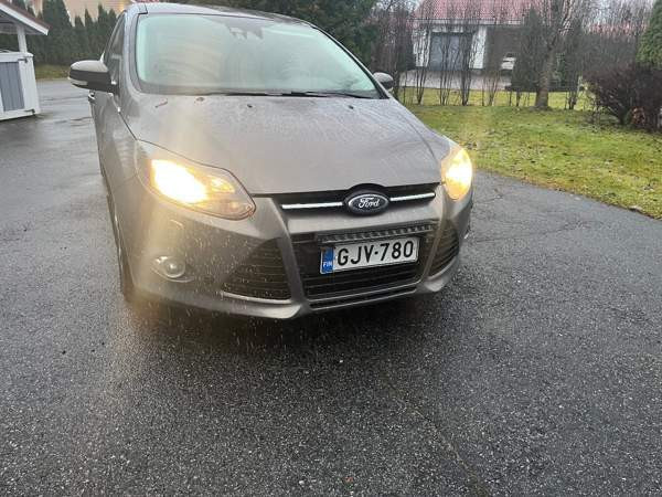 Ford Focus Kangasala - valokuva 1