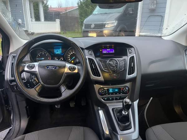 Ford Focus Kangasala - valokuva 6