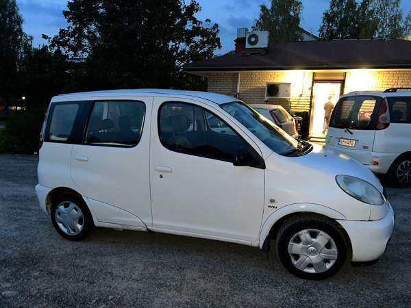 Toyota Yaris Verso Tampere – foto 4