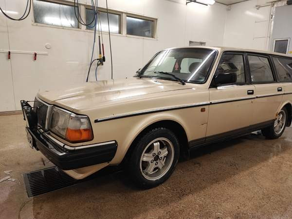Volvo 240 Kurikka - valokuva 5