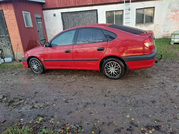 Toyota Avensis Elimäki - valokuva 7