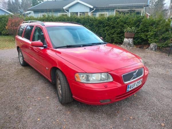 Volvo V70 Riihimaeki - photo 1