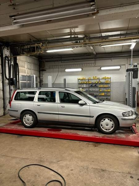 Volvo V70 Nokia - photo 1