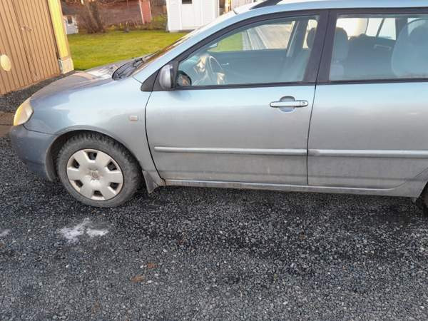 Toyota Corolla Торнио - изображение 4