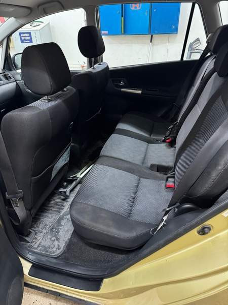 Toyota Corolla Verso Сейняйоки - изображение 7