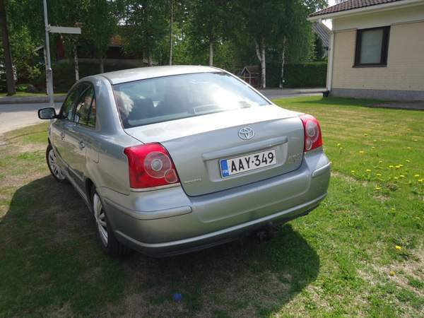 Toyota Avensis Запорожская область - изображение 3