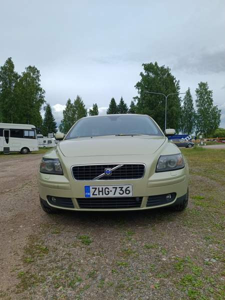Volvo S40 Glebychevo - valokuva 1