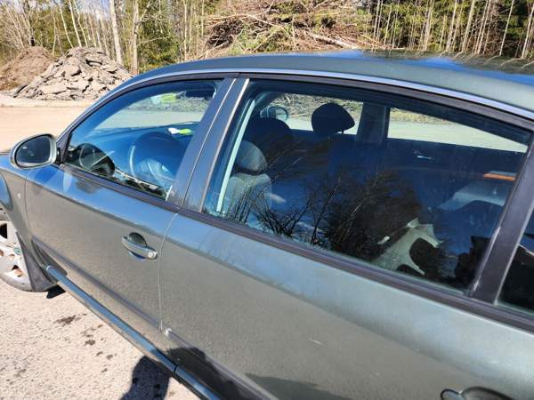 Skoda Superb Tampere - valokuva 2