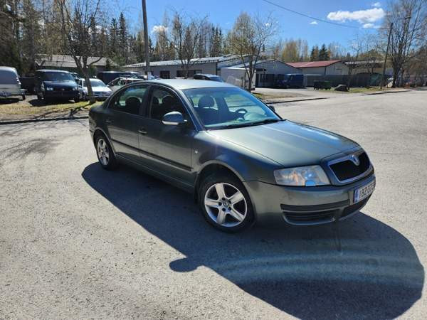 Skoda Superb Tampere - valokuva 4