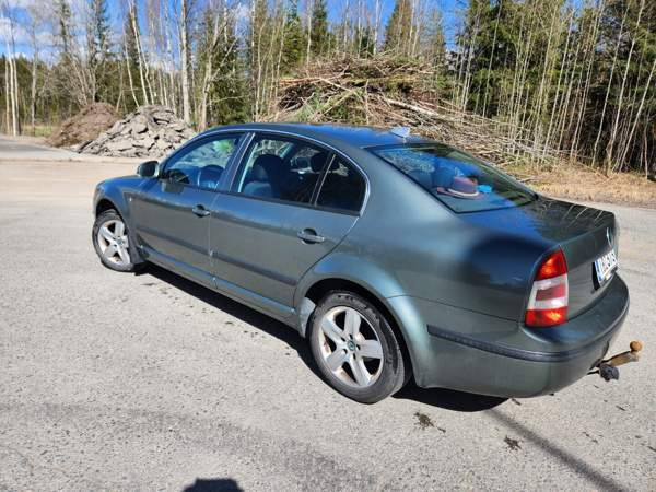 Skoda Superb Tampere - valokuva 1