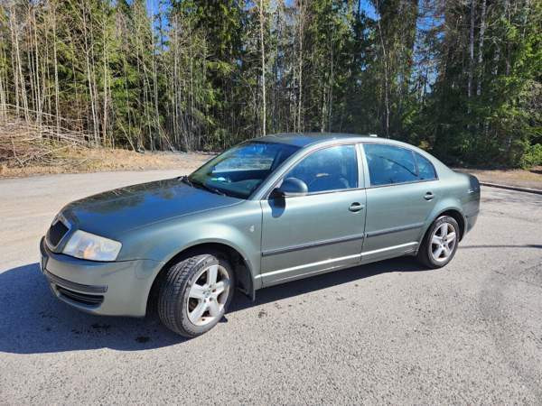 Skoda Superb Tampere - valokuva 6