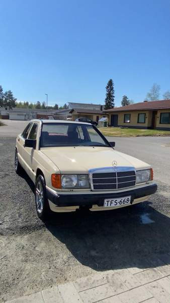 Mercedes-Benz 190 Tornio - photo 1