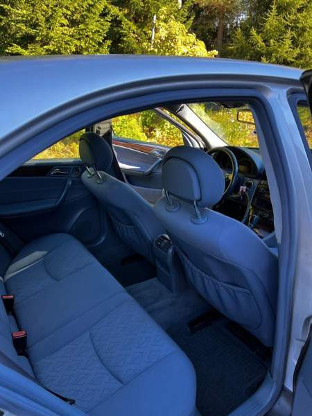 Mercedes-Benz 220 Апатиты - изображение 5