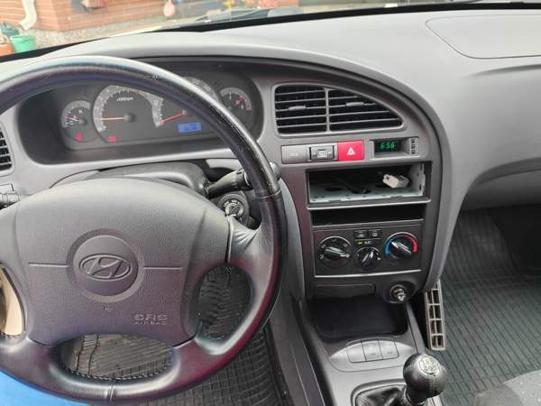 Hyundai Elantra Raisio - valokuva 2