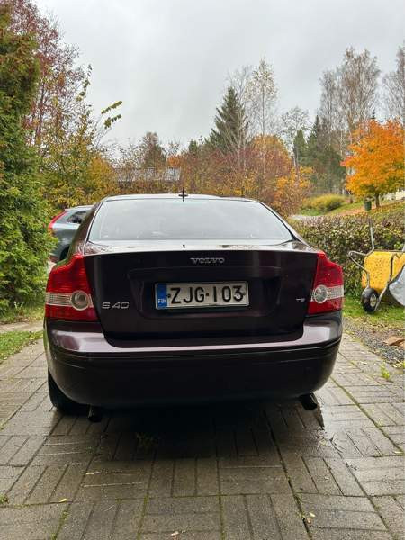 Volvo S40 Raasepori - изображение 2