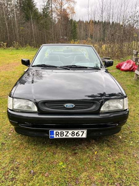 Ford Escort Janakkala - valokuva 2