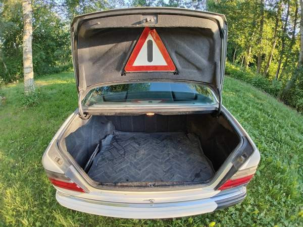 Mercedes-Benz 220 Kurikka - изображение 4