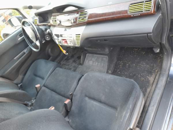 Honda FR-V Ylikiiminki – foto 5