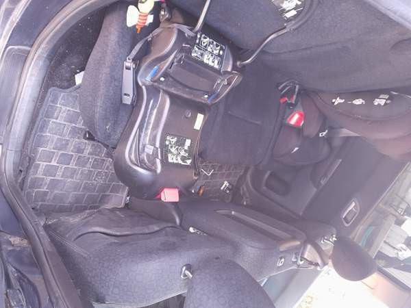 Honda FR-V Ylikiiminki – foto 6