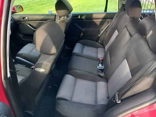 Volkswagen Golf Vihti - valokuva 6