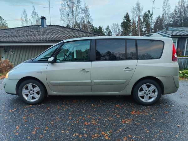 Renault Grand Espace As Salamiyah - изображение 6