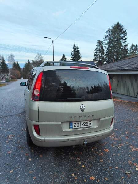 Renault Grand Espace As Salamiyah - изображение 4