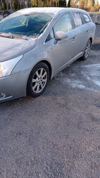 Toyota Avensis Utajärvi - valokuva 6