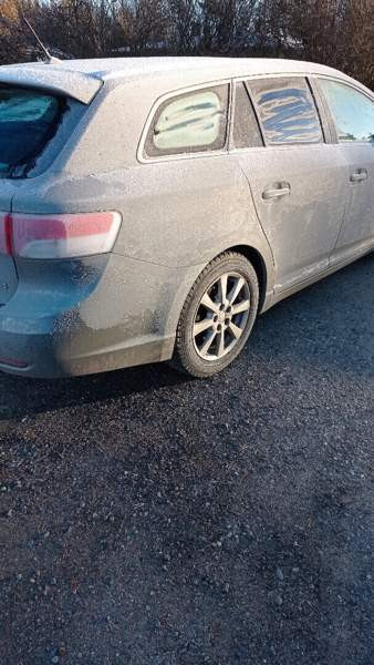 Toyota Avensis Utajärvi - valokuva 3
