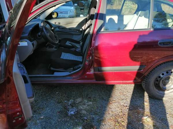 Nissan Almera Joensuu - valokuva 5