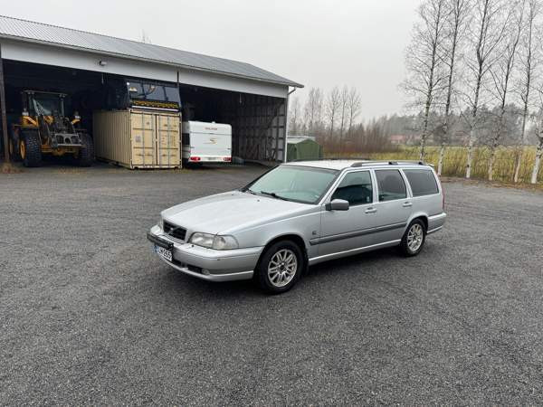 Volvo V70 Töysä - photo 1