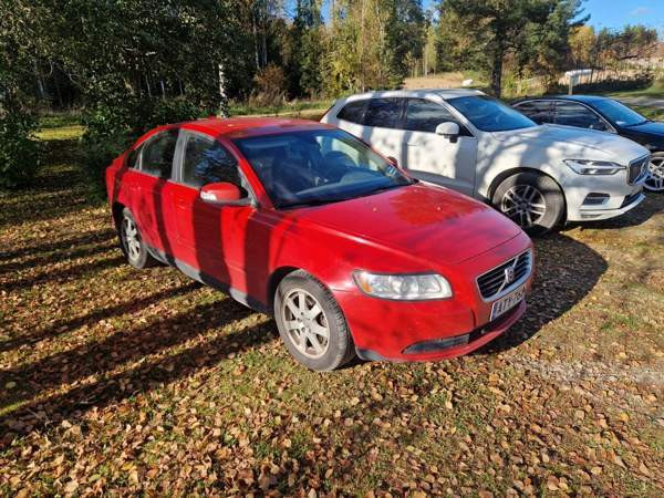 Volvo S40 Siilinjaervi - photo 1