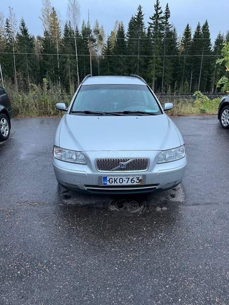 Volvo V70 Lohja - valokuva 1