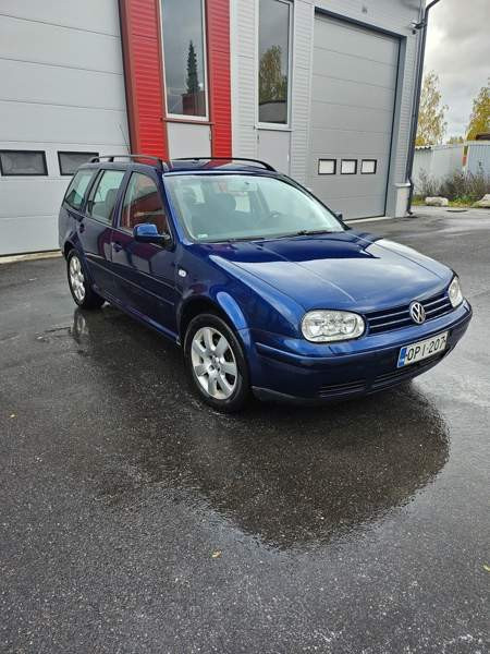 Volkswagen Golf Glebychevo - valokuva 1