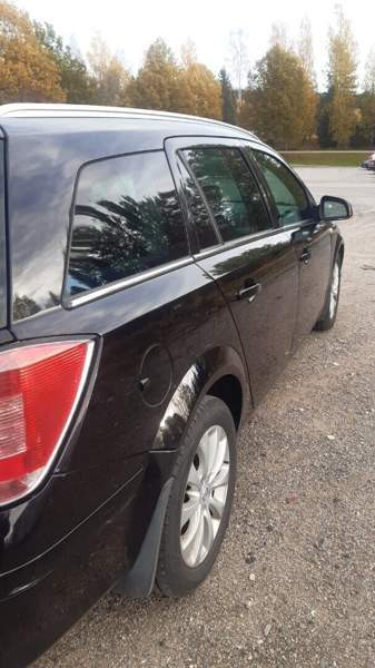 Opel Astra Glebychevo - valokuva 8