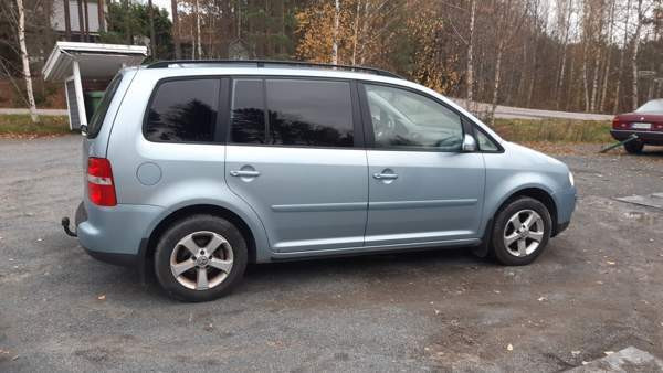 Volkswagen Touran Bolu - valokuva 1