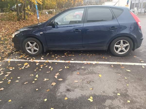 Hyundai i30 Espoo - photo 1