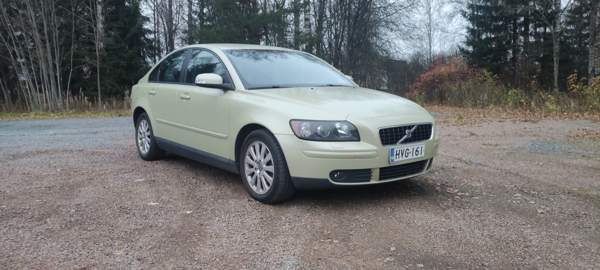 Volvo S40 Yloejaervi – foto 1